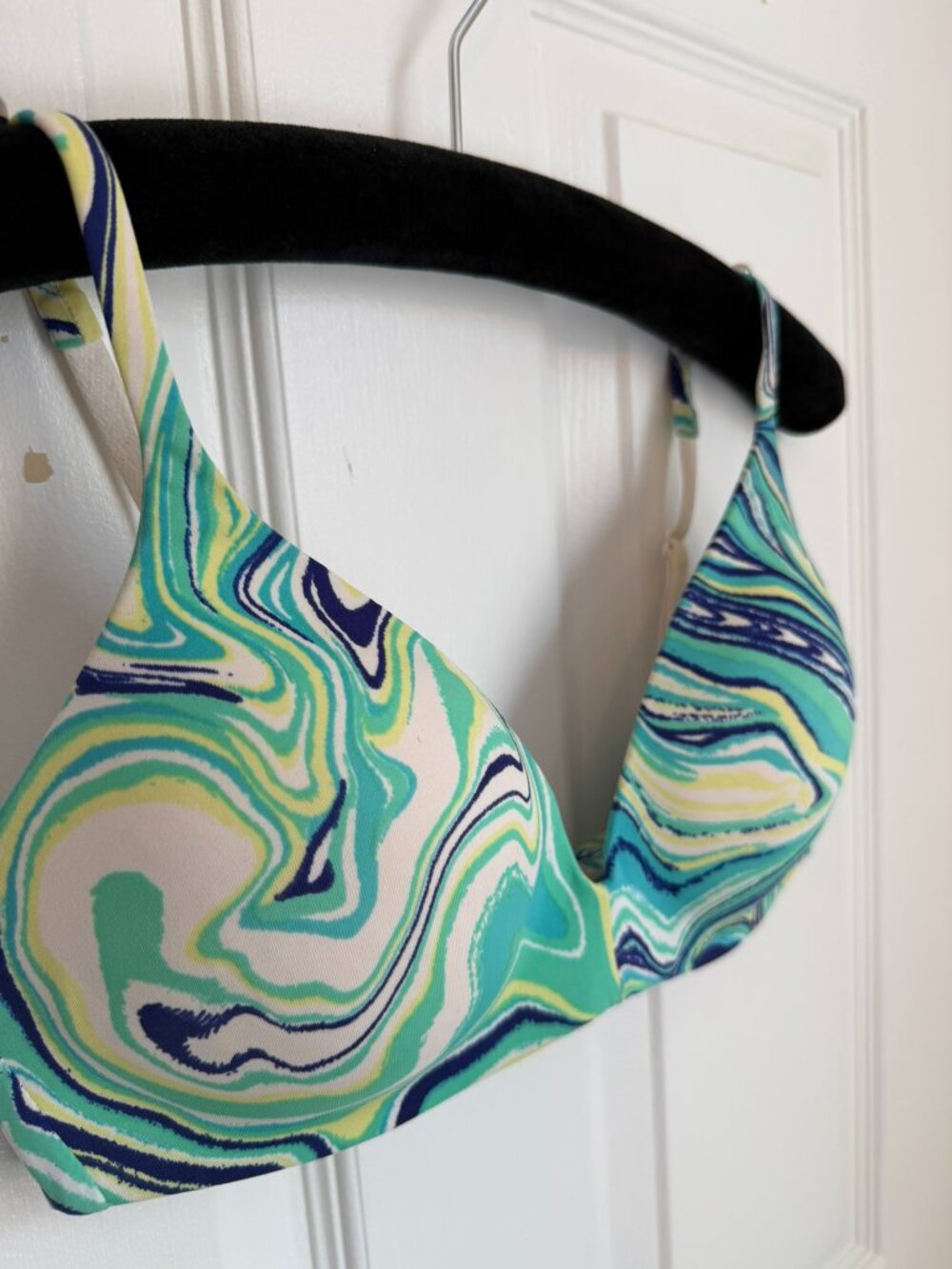 Victoria's Secret 34C Body by Victoria IPEX Wireless Matching Set with Panty - Picture 2 of 11